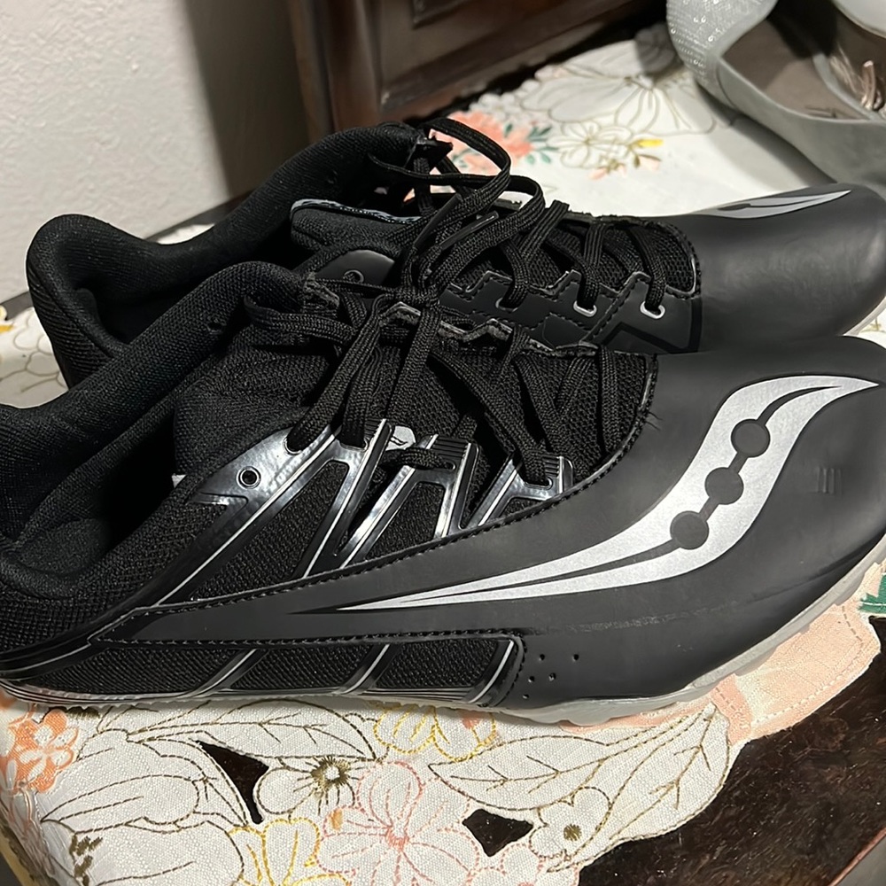 Track spikes